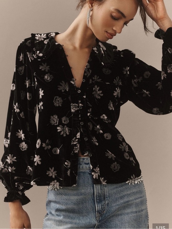 Pilcro Tops - Keira cotton button front blouse by Pilcro. Long sleeve velvet edition NWT. XS